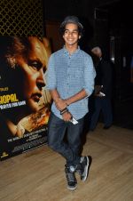 Ishaan Khattar at Bhopal film premiere in Mumbai on 4th Dec 2014
